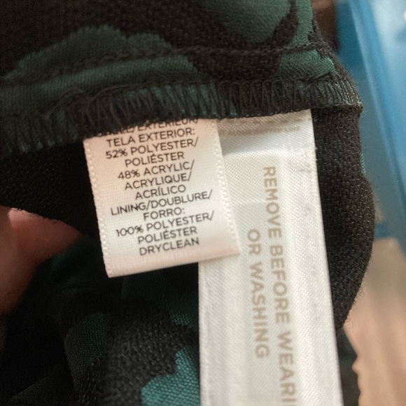 Ann Taylor Loft
14P - Picture 5 of 6